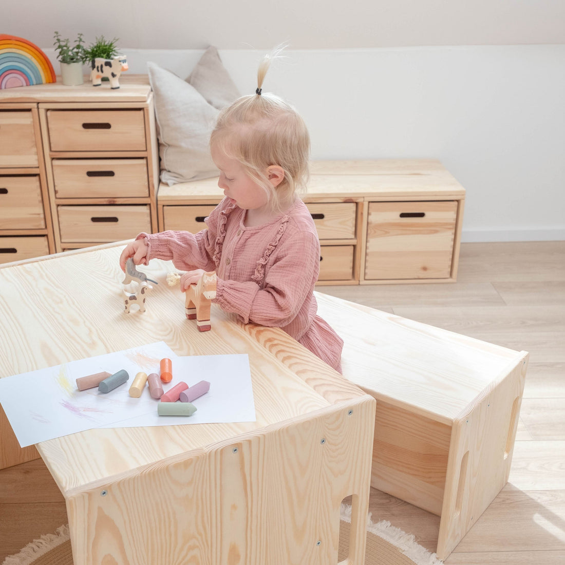Indoor-Spielideen nach Montessori – 11 kreative Spiele für Kinder