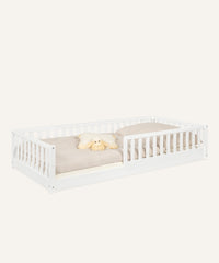 Bodenbett Buche 90x200 cm.