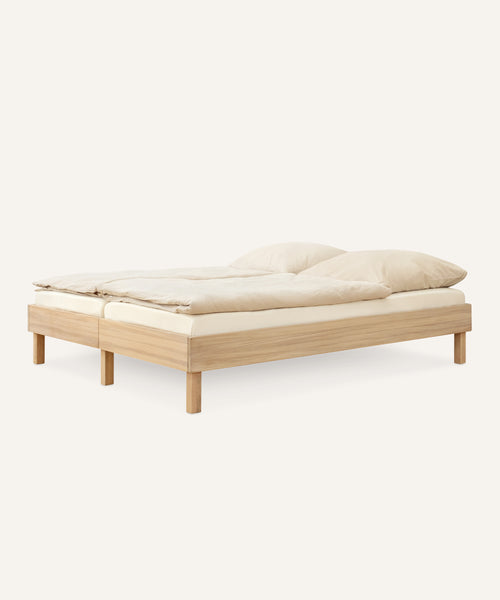 Ehrenkind Doppelbett Plano Eiche geölt 180x200.