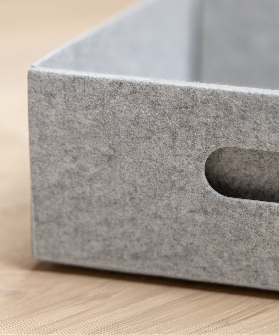 Recyceltes Polyester*Die Filzbox besteht aus recyceltem, GRS-zertifiziertem Polyester und fühlt sich angenehm weich an.|Filzbox besteht aus recyceltem Polyester.